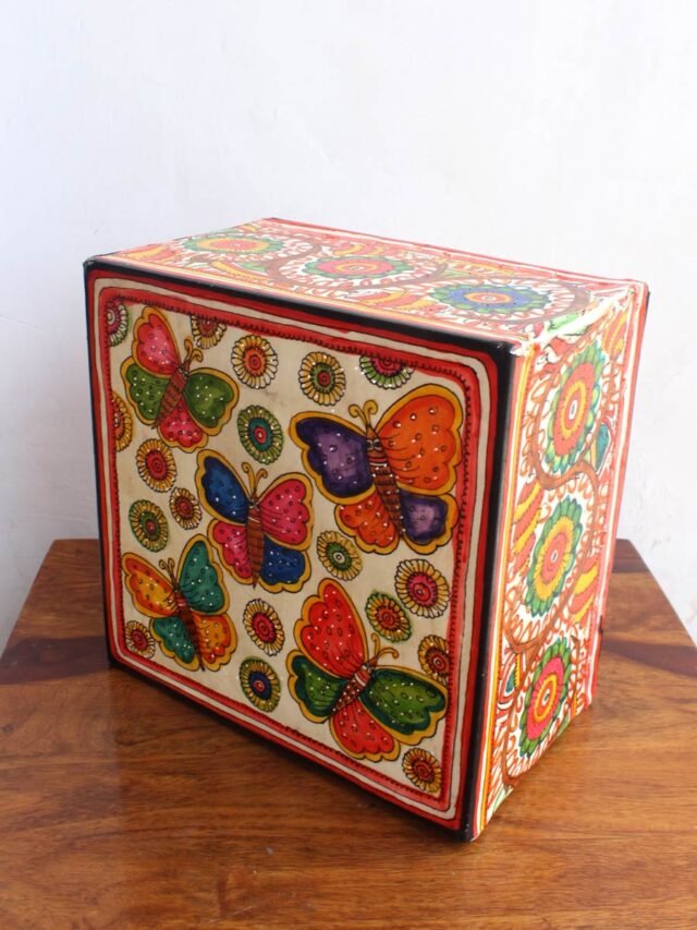 Butterfly-and-Flowers-Leather-square-wall-lamp