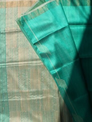 Sea-green-and-beige--pure--Dupion-silk-Saree--shilphaat