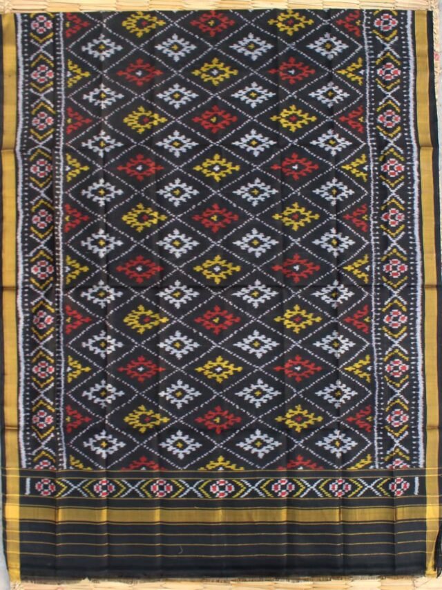 Black-pure-silk-patan-patola-handwoven-dupatta
