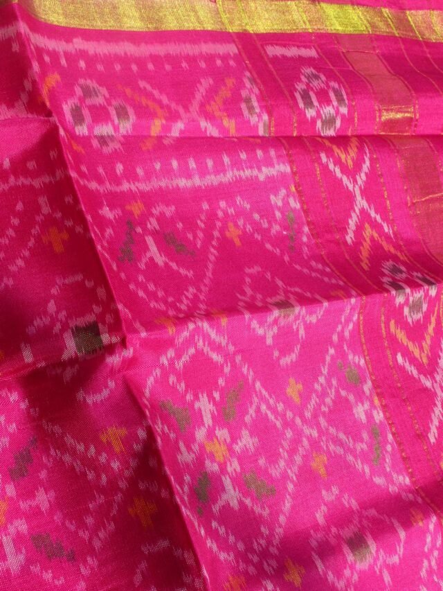 Dark-Pink-pure-silk-single-ikat-patan-patola-dupatta