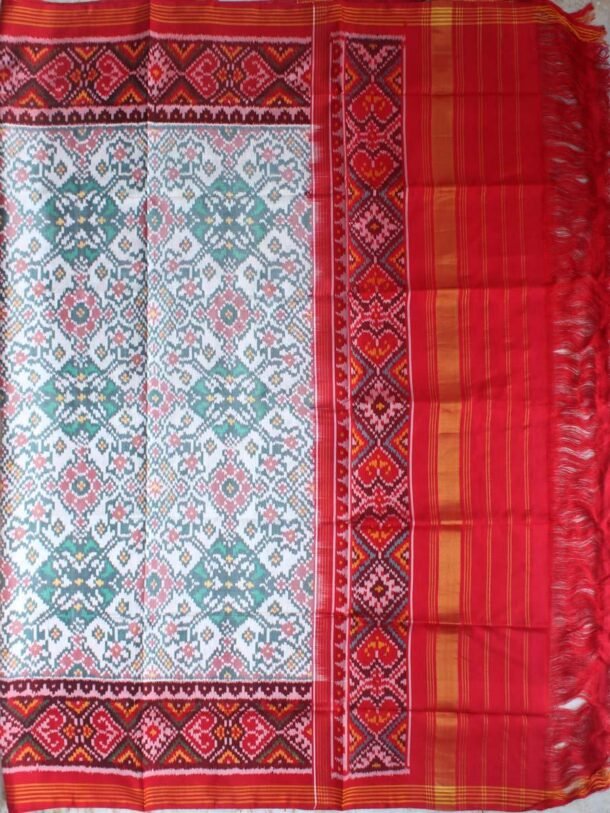Red-and-white-semi-double-ikat-patan-Patola-silk-dupatta