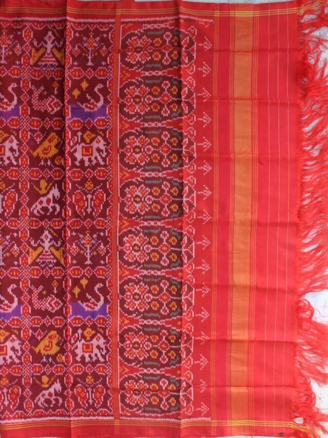 Hathi-popat-swan-semi-double-ikat-patan-Patola-silk-dupatta