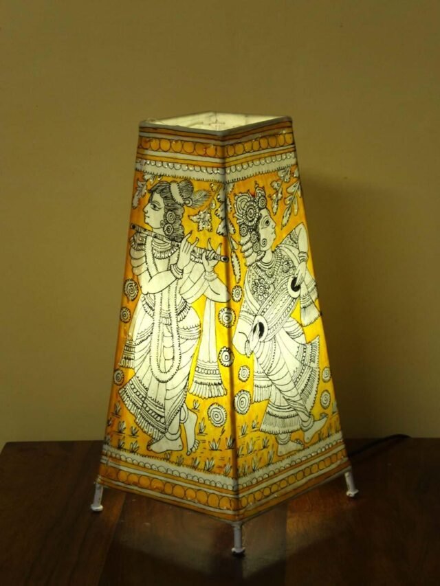 Radha-krishna-yellow-tholu-bommalata-table-lamp-Shilphaat
