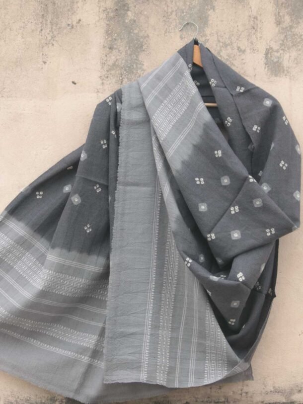 Grey-Bandhej-pure-wool-shawl-Shilphaat