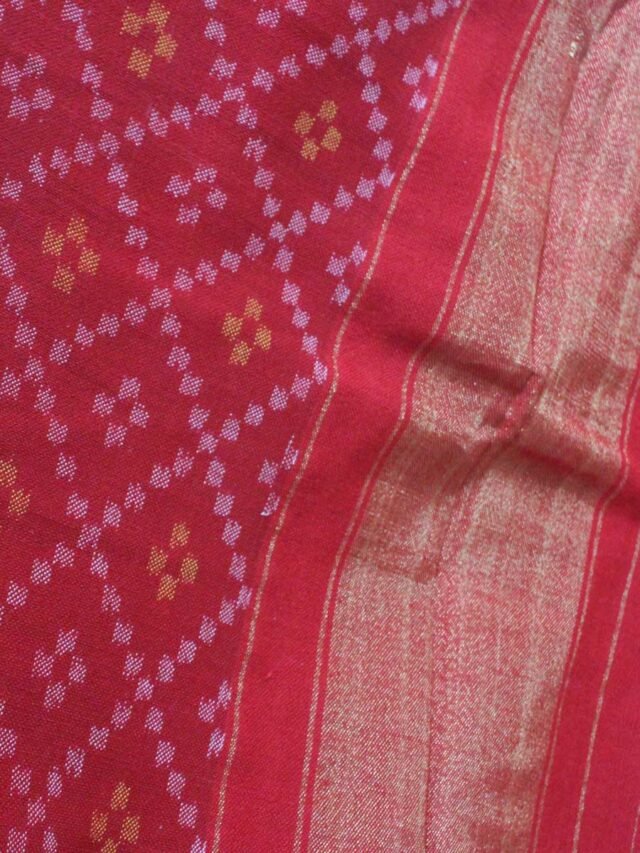 Dark-Red-handwoven-patan-patola-pure-wool-shawl