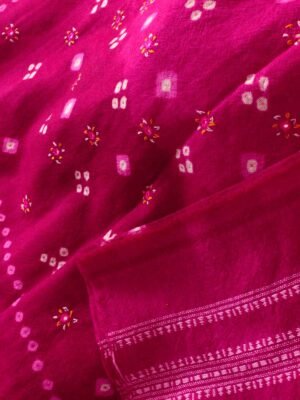 Pink-mirrorwork-Bandhani-Bhujodi-woolen-Shawl