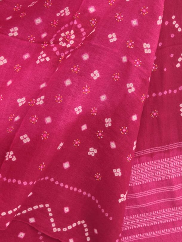 Pink-mirrorwork-Bandhani-Bhujodi-woolen-Shawl.-Shilphaat