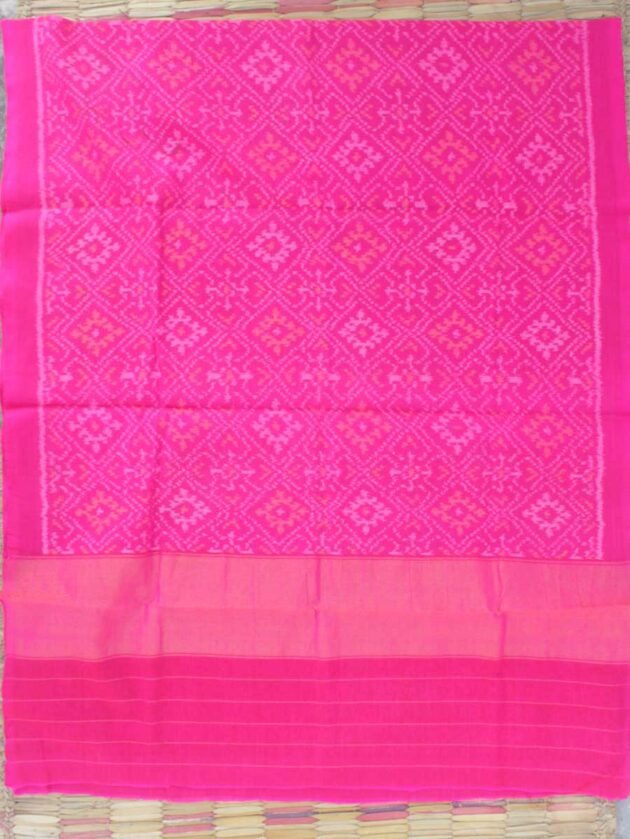 Rani-Pink-patan-patola-pure-wool-shawl