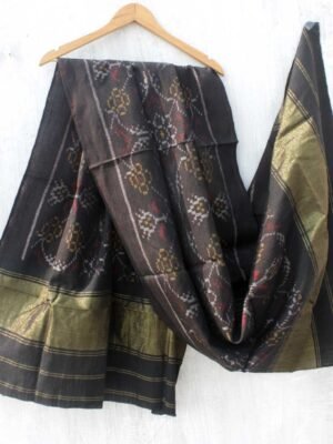 Reddish-Black-patan-patola-woolen-shawl