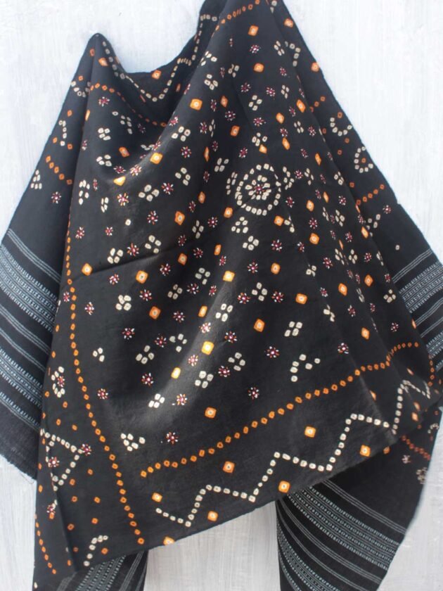 Black-Bandhej-mirrorwork-woolen-shawl