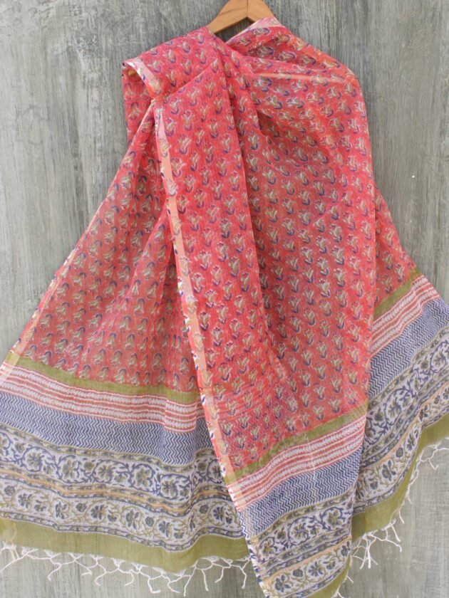 Tomato-red-Block-printed-kota-cotton-dupatta