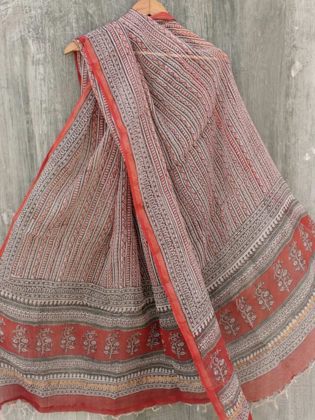 Red-and-Black-Block-printed-kota-cotton-dupatta