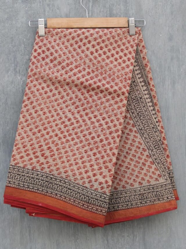 Red-and-Beige-block-printed-Kota-cotton-saree-Shilphaat