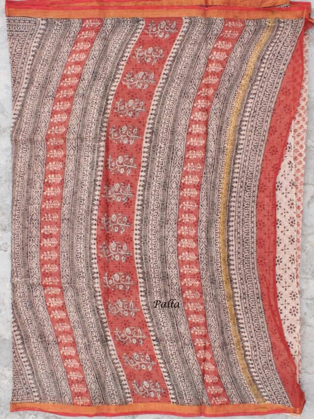 Red-and-Beige-block-printed-Kota-cotton-sari-Shilphaat