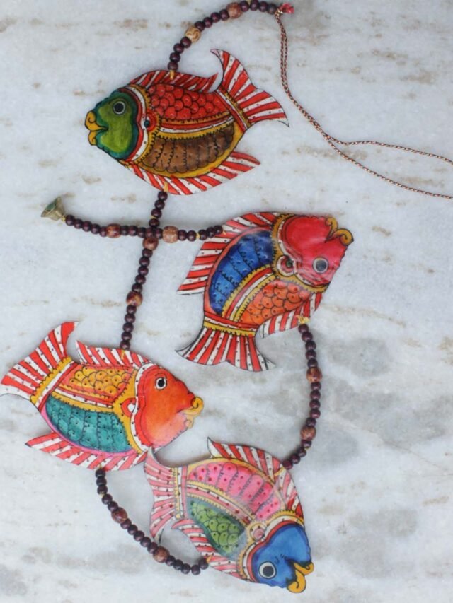 Tholu-bommalata-big-fish-wall-hanging-toran-Shilphaat