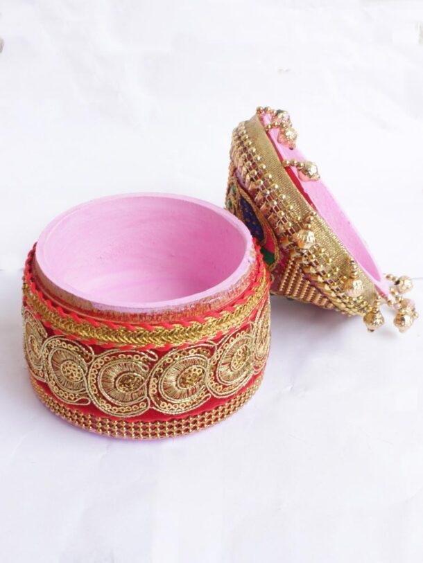 Golden-lace-wooden-Sindura-Shilphaat