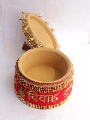 Shubh-vivah-red-lace-wood-Sindur-box Shilphaat