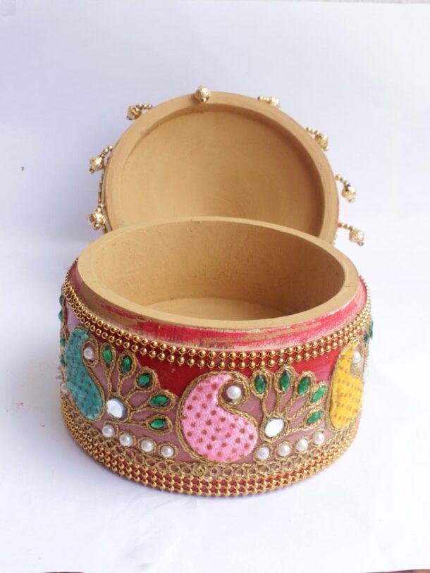 Paisley-lacework-wooden-sindur-box at Shilphaat