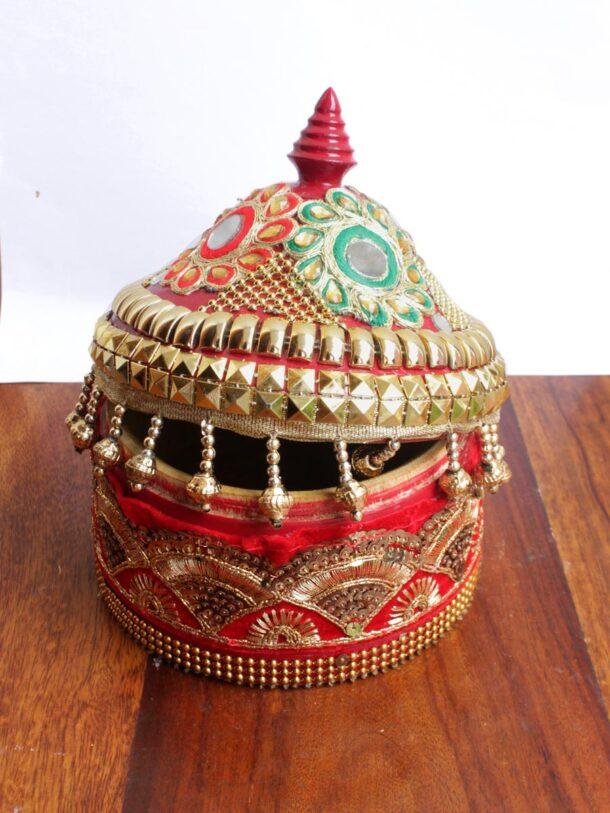 Sequins-red--lacework-wooden-Sindoor-box-Shilphaat