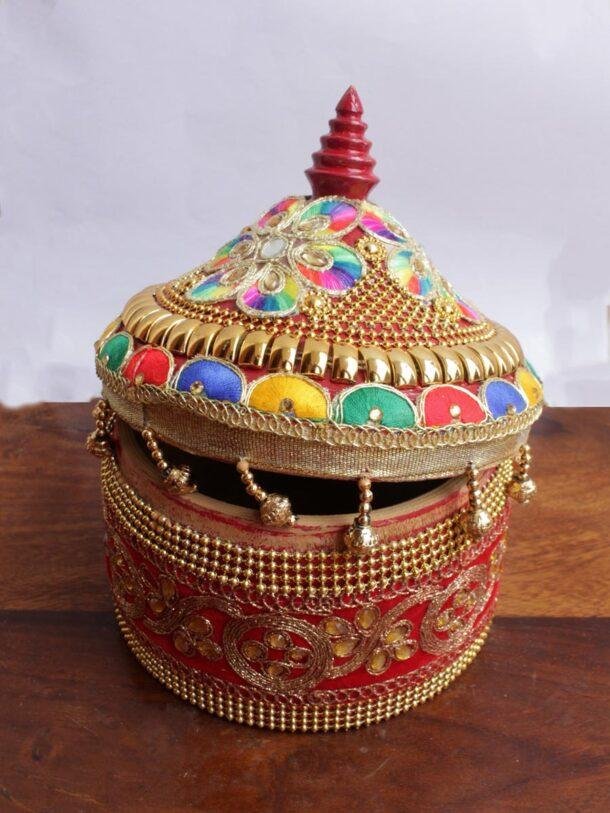 zari-multicolour-lace-wood-Sindoor-box at Shilphaat.com