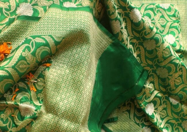 Emerald-green-banarasi-dupatta at Shilphaat.com