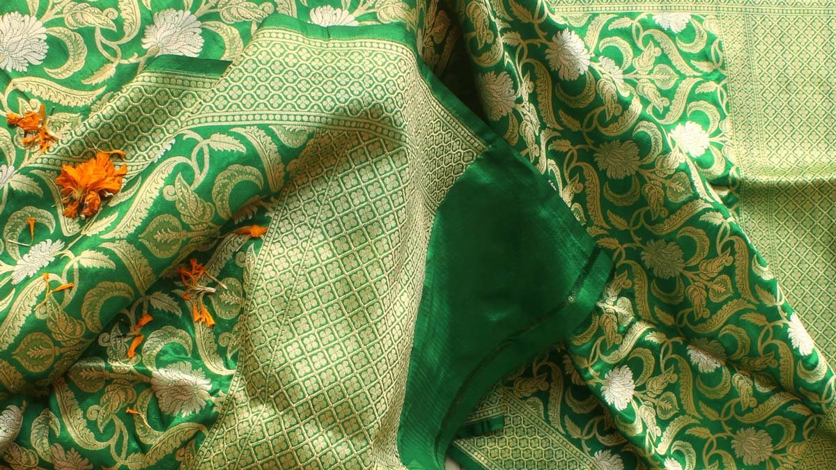 Emerald-green-banarasi-dupatta at Shilphaat.com