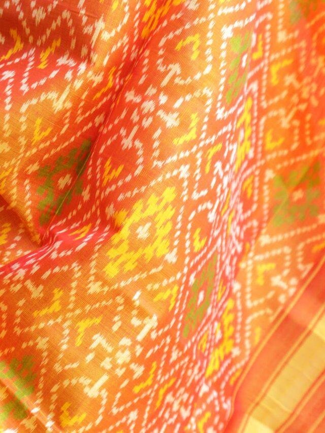 Rust-Orange--handwoven-patan-patola-silk-dupatta
