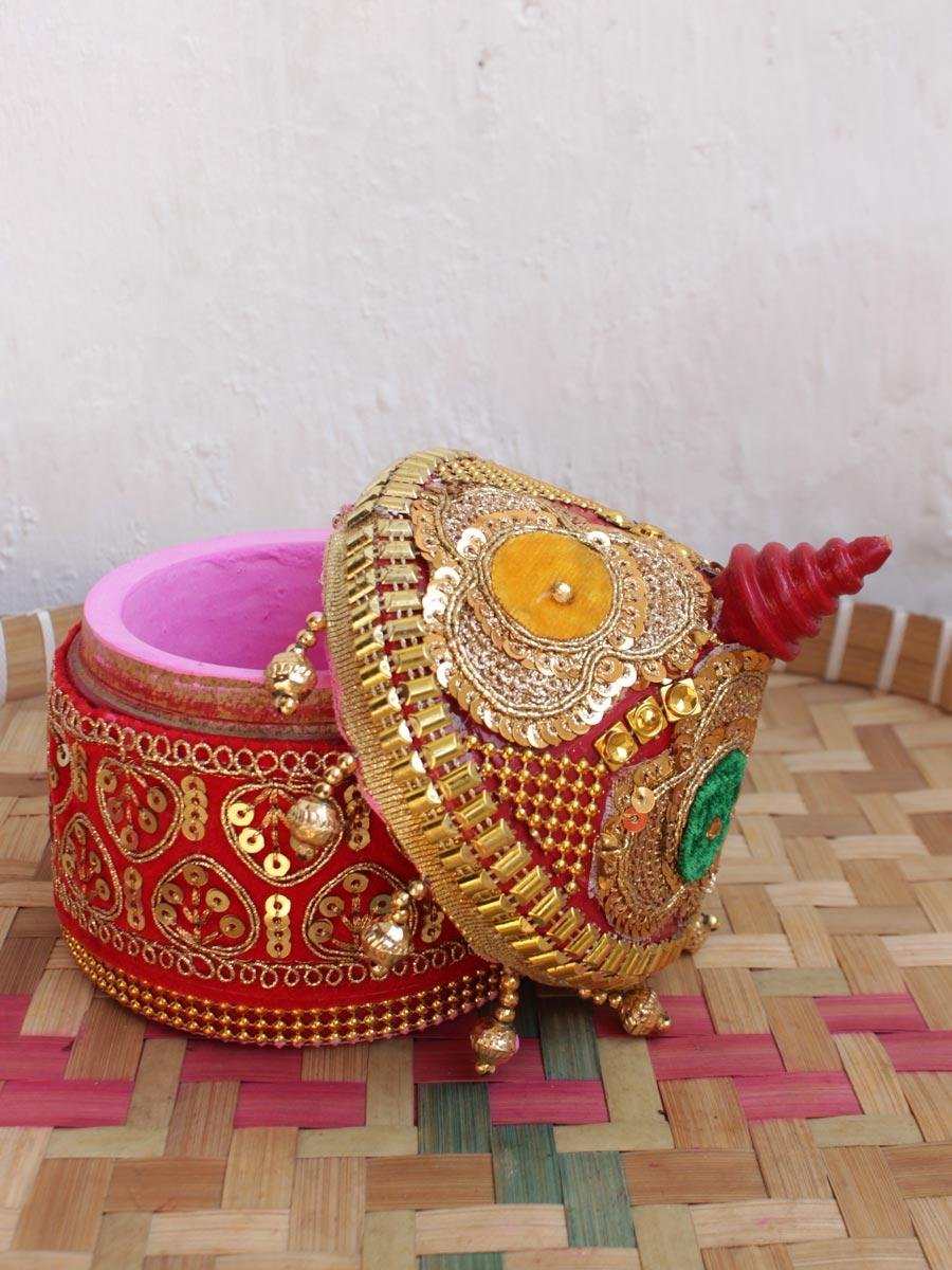 Red-sequins-lace-small-wood-sinhora Red-sequins-lace-small-wood-sinhora at Shilphaat.com