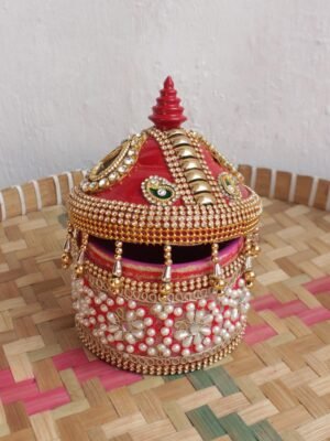 Crystal-and-Pearls-small-wooden-wedding-sinhora