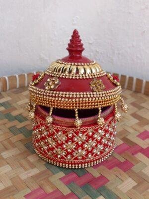 Crystals-and-roses-small-wooden-wedding-sinhora