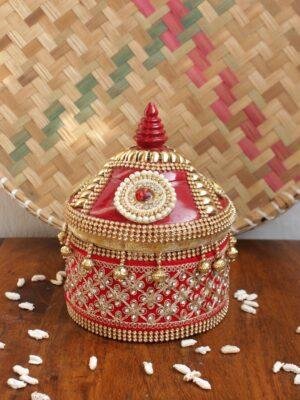 Crystal-Red-Lace-medium-wooden-sindoor-box at Shilphaat.com