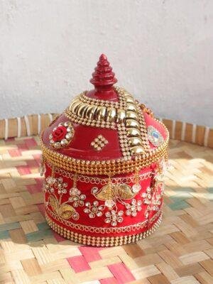 Crystal-and-zari-small-wooden-wedding-sinhora