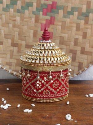 Red-and-golden-lace-medium-wooden-sindoor-box at Shilphaat.com