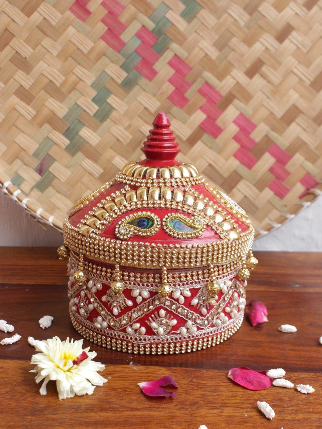 Beads-Red-lace-Big-medium-wooden-sindur-box.jpg Beads Red Lace Medium wedding Sindhora - Image 1