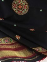 Black Ahir Handembroidered woolen Shawl - Image 2