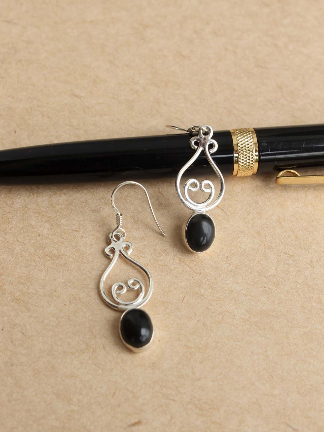 Black-stone-classic-pure-silver-earrings.jpg Black stone, celtic pure silver earrings - Image 1