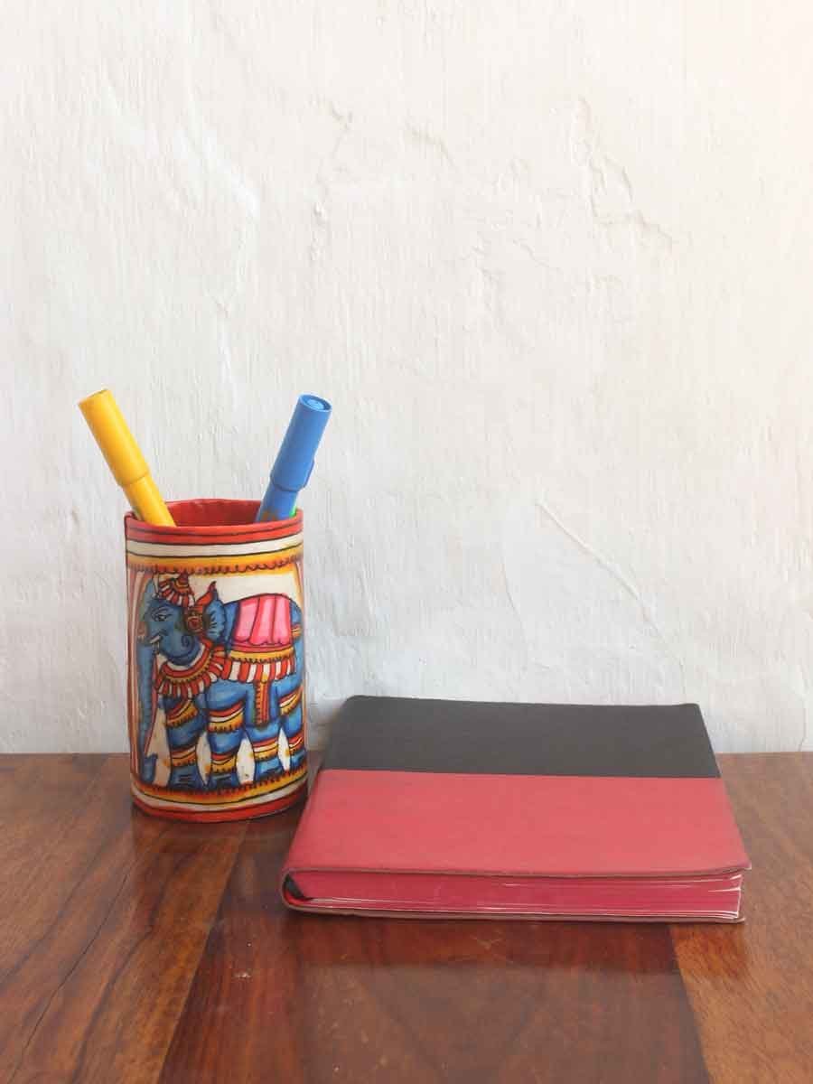 Elephant-painted-Tholu-Bommalata-Pen-holder.jpg Elephant painted Leather Pen holder - Image 1