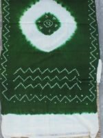 Green and Off-white Bandhani Woolen Shawl - Image 2