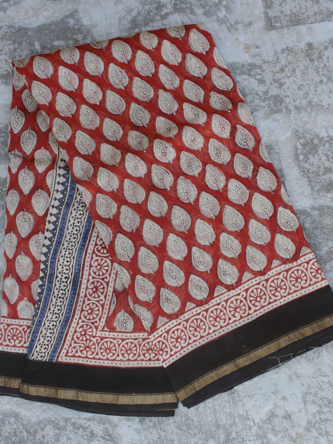 Madder-red-block-Printed-chanderi-silk-cotton-saree.jpg Madder-Red Bagru printed Chanderi sari - Image 1