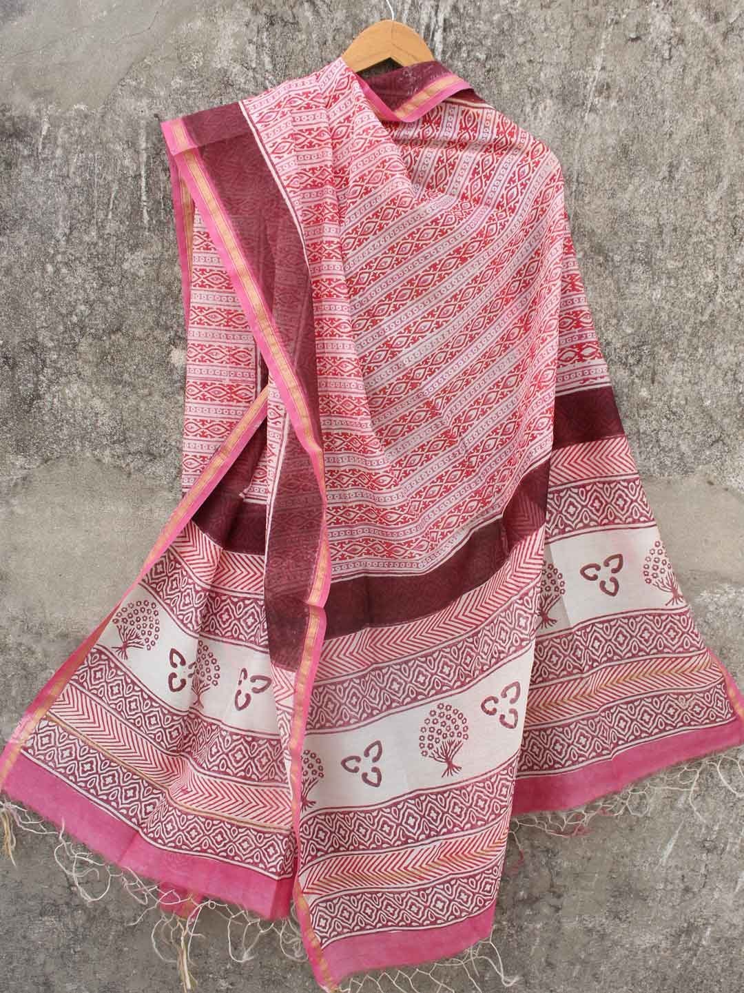 Pink-and-White-Block-Printed-Chanderi-Dupatta.jpg Pink and White Block-Print Chanderi Dupatta - Image 1