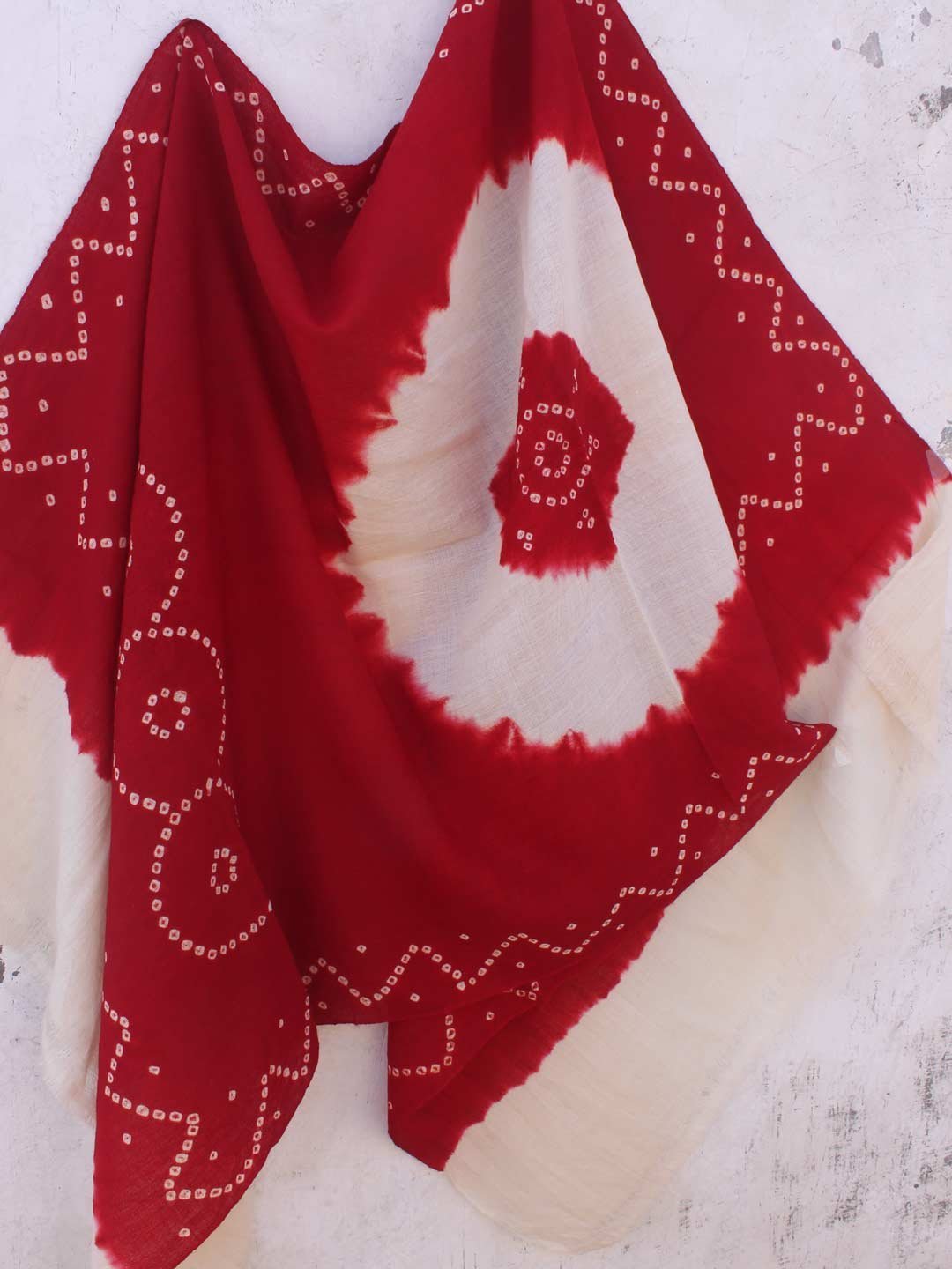 Red-and-Off-white-Bandhani-woolen-Shawl.jpg Red and Ivory Bandhej Woolen Shawl - Image 1