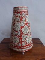 Red and White Tholu Bommalata Table Lamp - Image 2