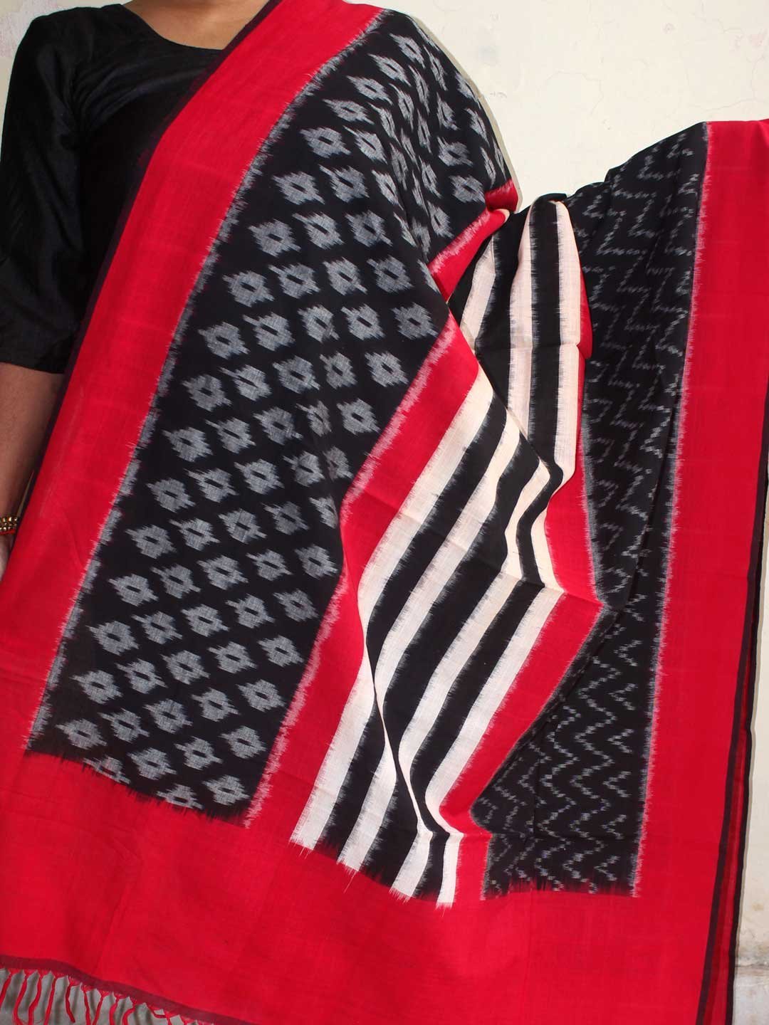 Red-black-and-white-ikat-cotton-dupatta.jpg Red, black and white cotton ikat Dupatta - Image 1