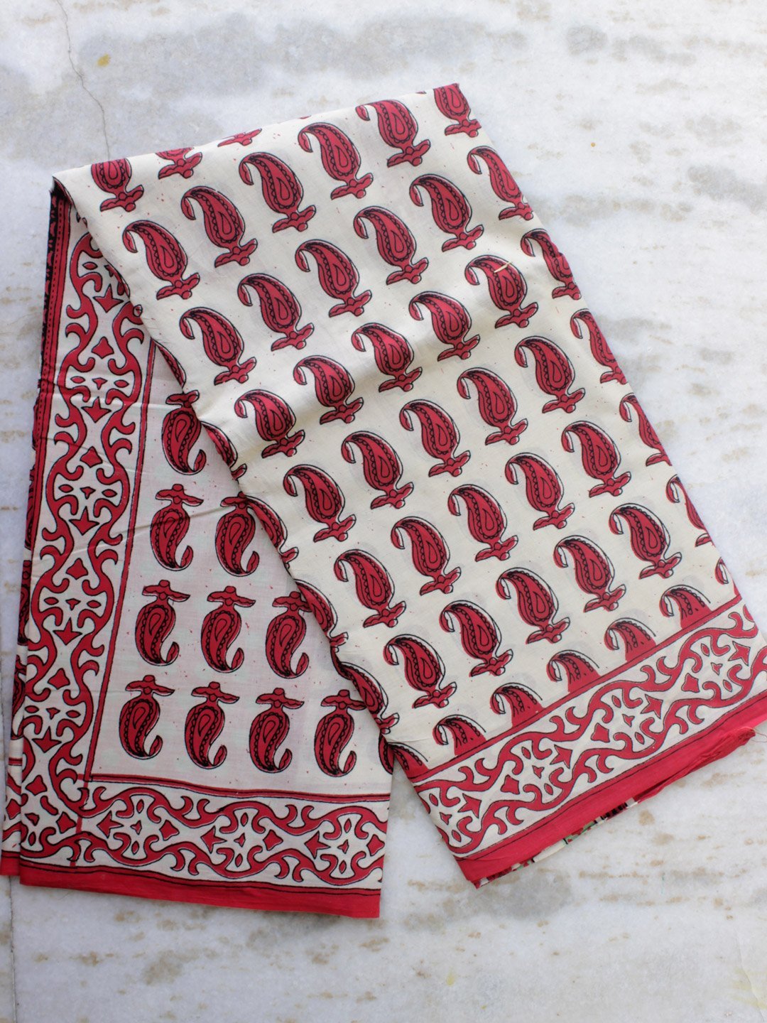 Red-block-printed-off-white-mul-cotton-sari.jpg Red block-printed, off-white mul cotton Sari - Image 1