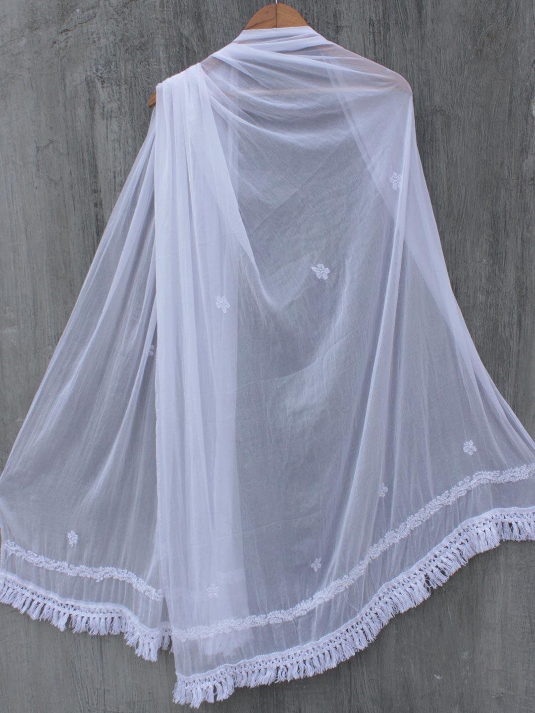 White-chikankari-chiffon-lace-dupatta.jpg White Chikankari lace Chiffon Dupatta - Image 1