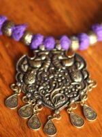 Elizabeth Design Necklace - Image 2