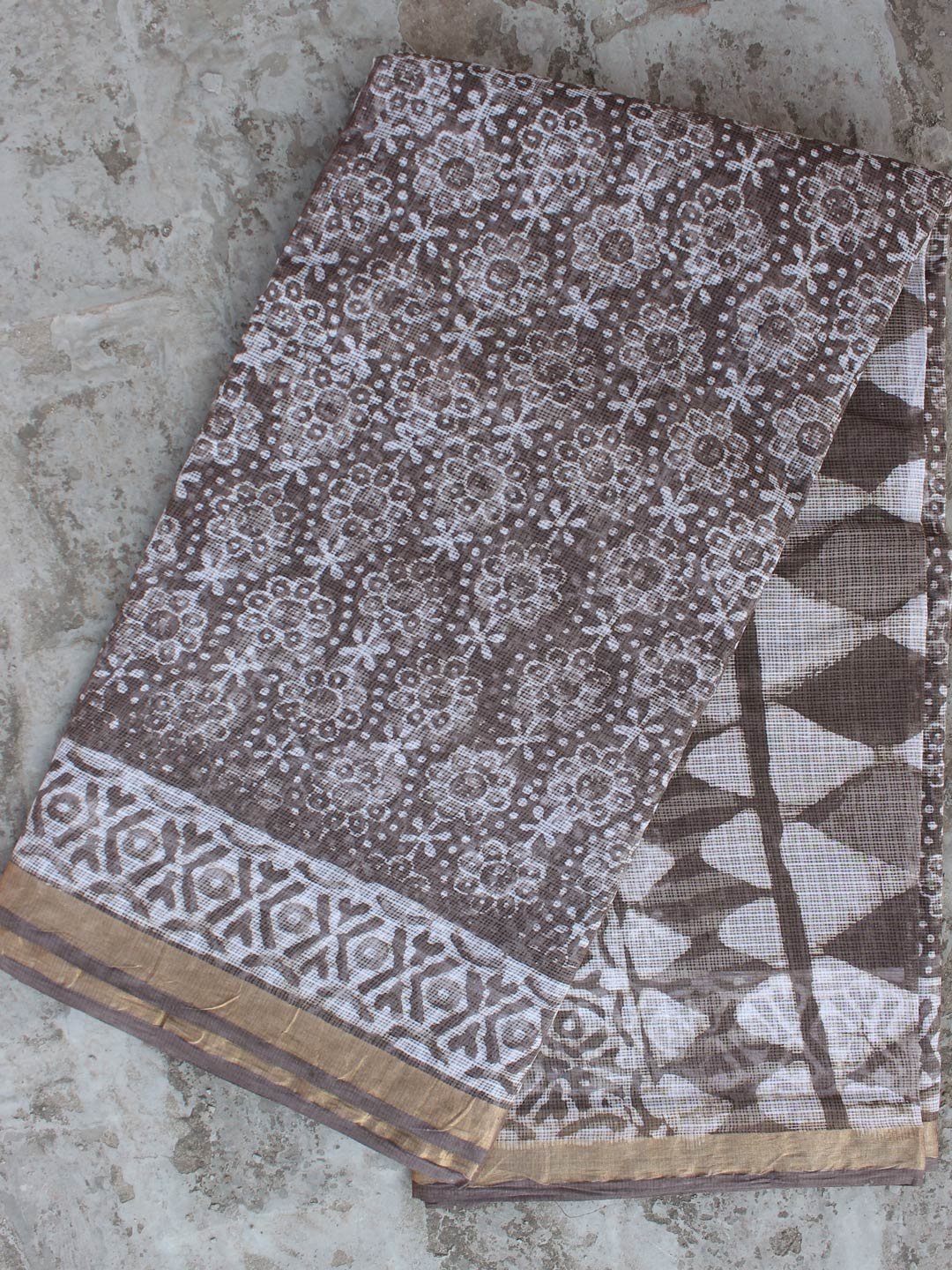 floral-block-printed-brown-grey-kota-cotton-sari-1.jpg Floral Block-Printed Brown-Grey Kota-Cotton saree - Image 1