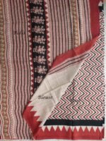 Red and Black Zig-zag Block printed Mul-cotton sari - Image 2