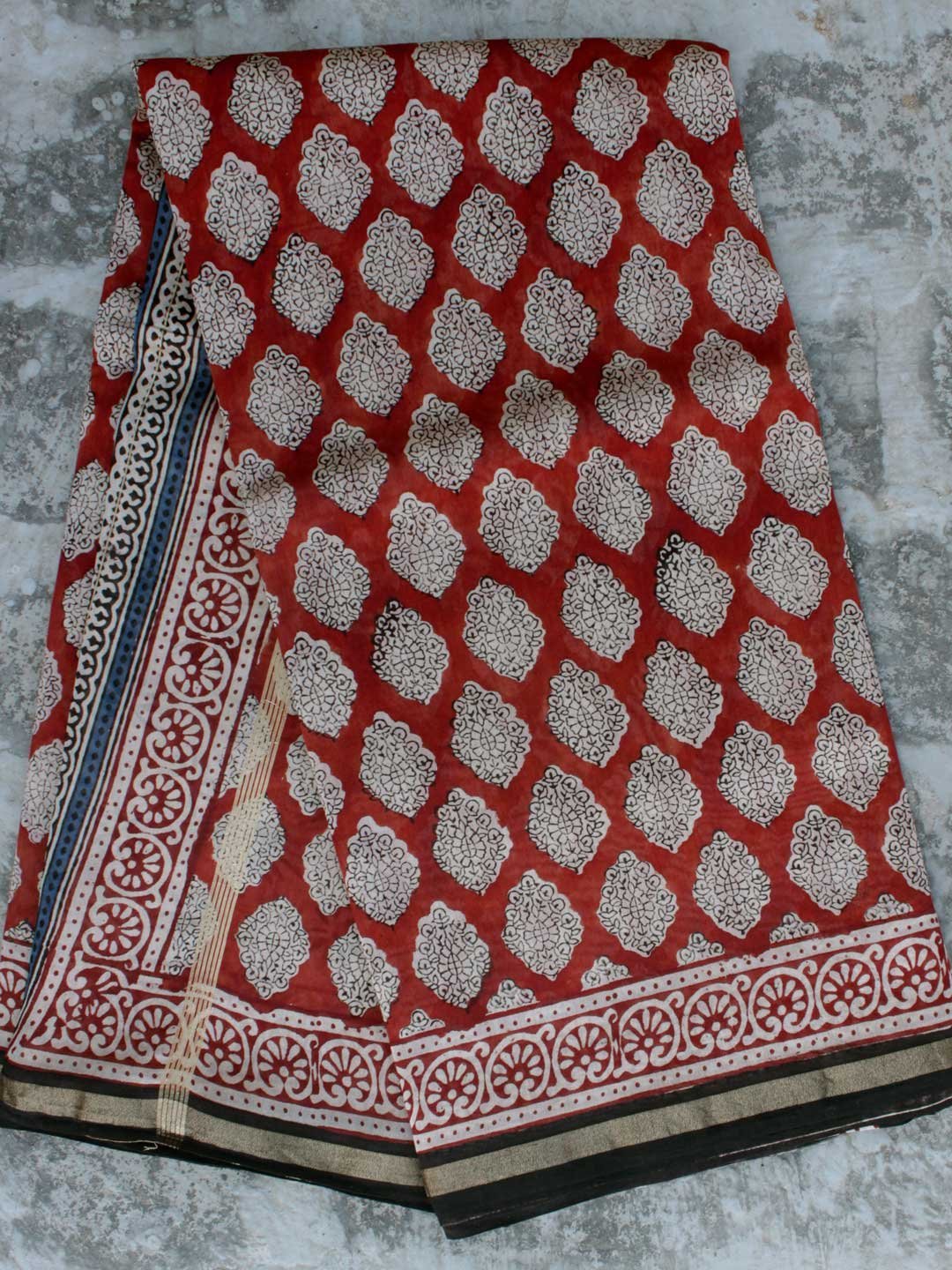 red-and-off-white-block-printed-chanderi-silk-cotton-saree.jpg Red and ivory Bagru-printed chanderi sari - Image 1