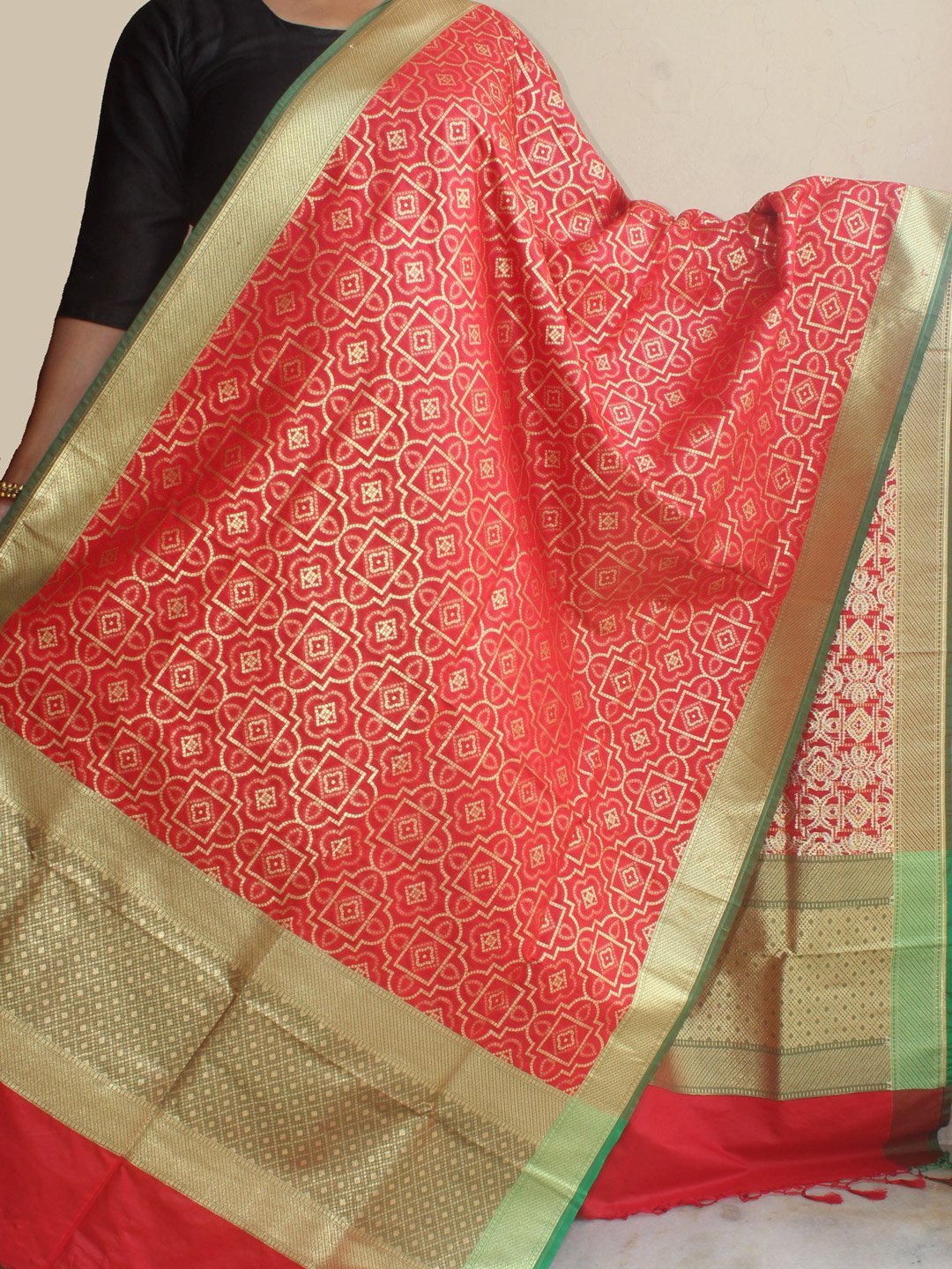 red-bandhani-pattern-zari-work-banarasi-dupatta.jpg Red Bandhani Pattern Zari-work Banarasi Dupatta - Image 1